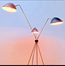 Lampadaire trépied design