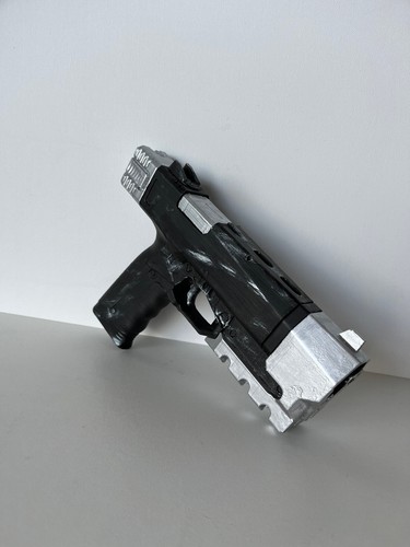Cyberpunk 2077 cosplay props