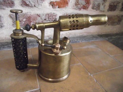 Lampe a souder - 😉,