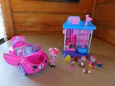 SHOPKINS Happy Places Berry Fun  Convertible Cars & 1 Doll & OhLaLa Macaron Cafe