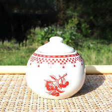 Sugar bowl / family counter / red checkerboard