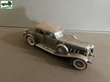 1933 Duesenberg SJ Twenty Grand Franklin Mint Model Car 1/24 Defects