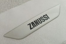 Logo Emblème Monogramme Porte Zanussi Marque Réfrigérateur frigo Zanussi ZT139
