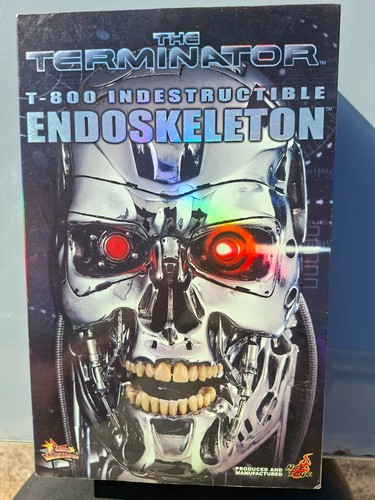 Hot toys 800 - hot, t-800