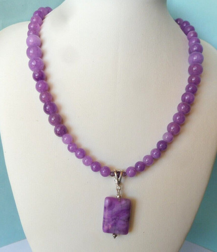 Collier jade lilas de - en,