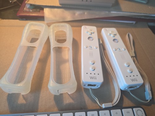 Lot wiimotes nintendo - lot, 2