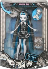 FRANKIE STEIN Monster High REEL DRAMA Fashion Doll Sealed In-Hand NEW