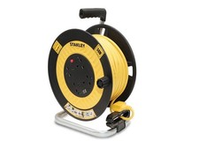 Stanley Ouvert Tambour Câble Bobine 240V 13A 4-Socket + 2 USB 50m STER50M2USB