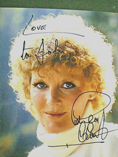 SIGNED BEAUTIFUL PORTRAIT PHOTO ICON PETULA CLARK "DOWNTOWN" BRITISH INVASION