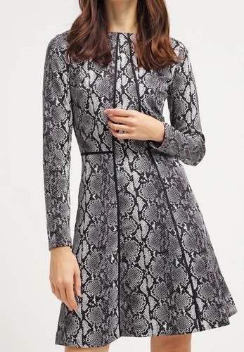 Robe évasée ajustée - robe,