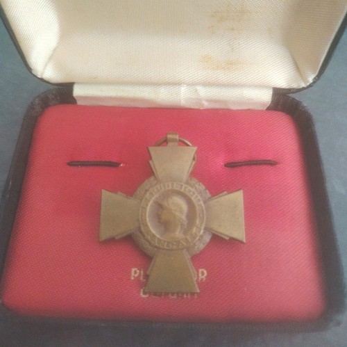 Médaille croix combattant - du,
