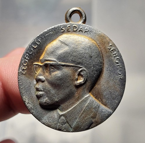 Médaille hommage - 1,