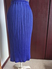 PLEATS PLEASE ISSEY MIYAKE
