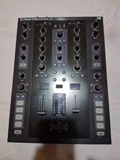 Native Instruments Traktor Kontrol Z2 DJ Mixer - 2-Channel DJ Controller