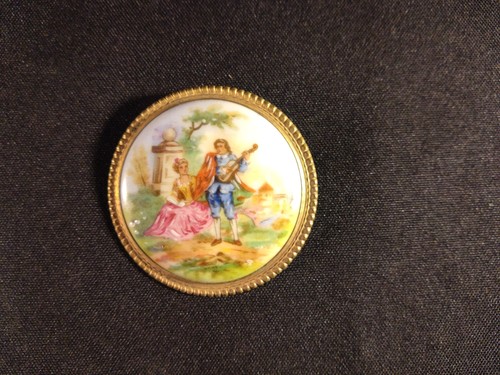Broche porcelaine limoge