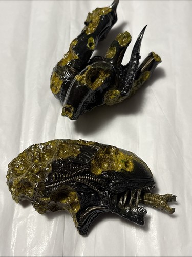 Hot toys alien - toys,