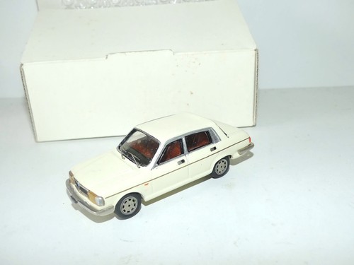 Lancia trevi blanc kit monté - trevi,