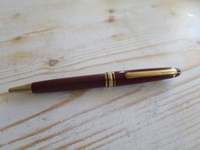 stylo roller  mont blanc