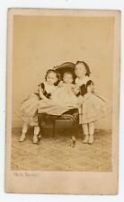 PHOTO CDV 1855 Bazelais in Nantes, three children around an armchair »