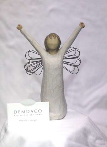 Angel figurine statue courage - statue,