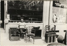 OLD PHOTO - VINTAGE SNAPSHOT - CURIOSITY FLEA MARKET FLEA MARKET STORE-SHOP 2