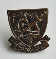 INSIGNE DE BÉRET COMMANDO