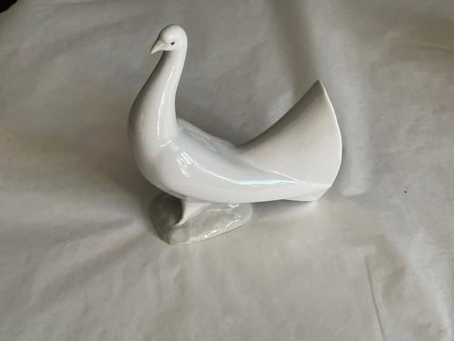 Nao figurine biscuit - ,
