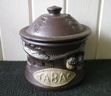 Pot à tabac en grès, décor