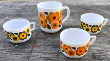 4 tasses vintage Arcopal
