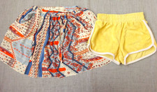 Lot vêtements fille 1 jupe