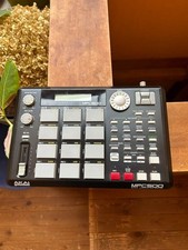 AKAI MPC500 Portable Music Production Center Sampler Sequencer Music Audio Gear
