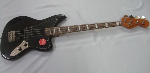 Guitare basse électrique