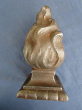 Boule escalier flamme rampe