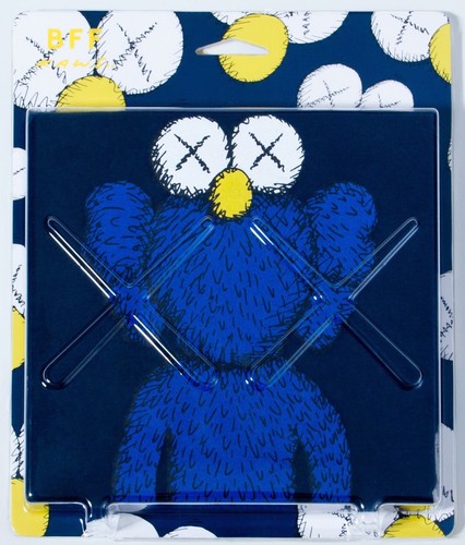 Kaws exhibition bbf tshirt - kaws,