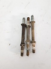 vis support réservoir /