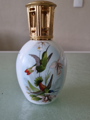 Jolie lampe berger porcelaine - jolie,