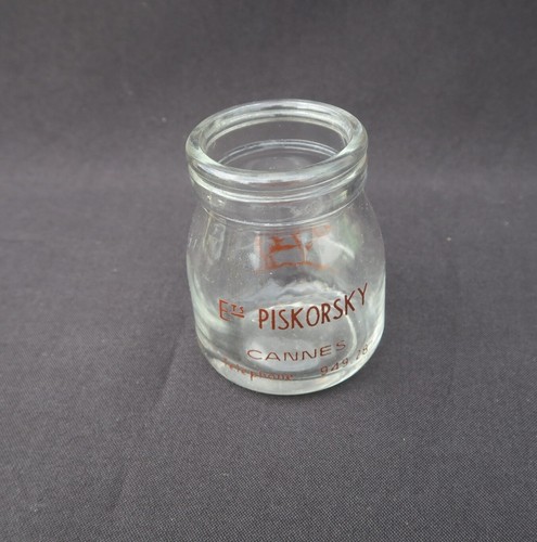 Old pot yogurt piskorsky