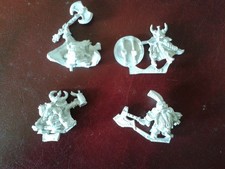WARHAMMER FANTASY Dwarf WHITE DWARF 30TH ANNIVERSARY metal