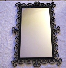 Ancien Miroir tour en Fer