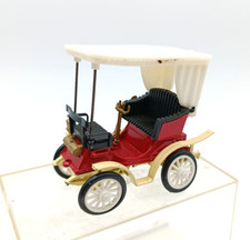 Voiture ancienne miniature -