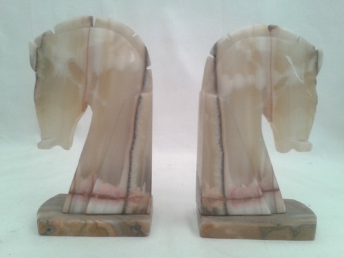 Important pair horse - of, head