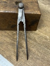 compas 19e  outil ancien