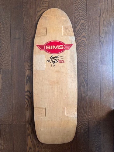 Sims lonnie toft - lonnie,