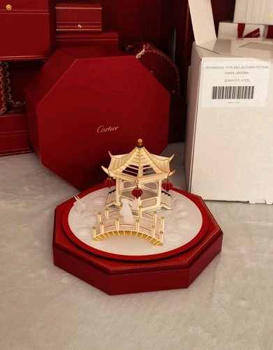 Cartier lanterne tournante