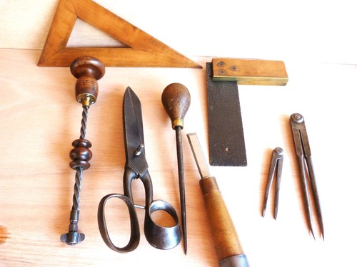 Lot anciens outils cordonnier - lot,
