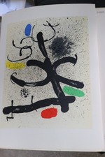 livre art revue DERRIERE LE