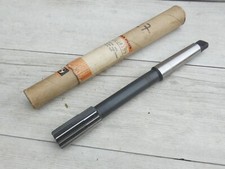 1 alésoir expansible en bout