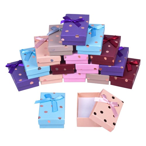 Lot boîtes cadeaux en - 24,