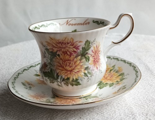 Tasse porcelaine anglaise - tasse,