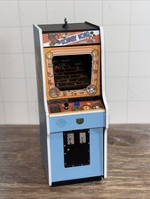 2018 Hallmark Keepsake Donkey Kong Arcade Cabinet Christmas Ornament Tested
